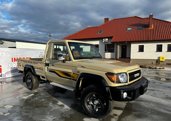 Toyota Land Cruiser cena 239000 przebieg: 25, rok produkcji 2022 z Wieleń małe 301